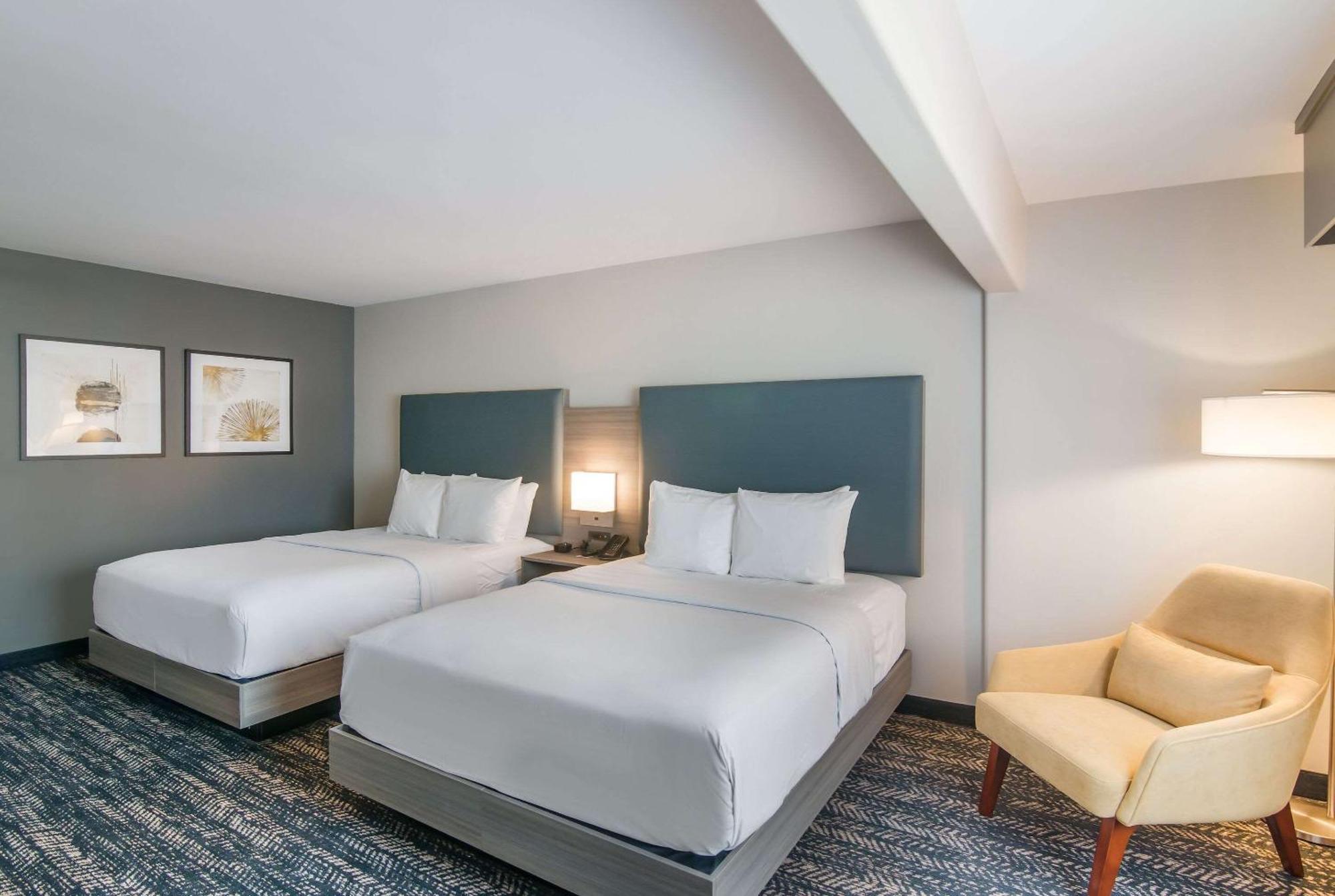 Hourglass Hotel, Ascend Hotel Collection Μπέικερσφιλντ Εξωτερικό φωτογραφία