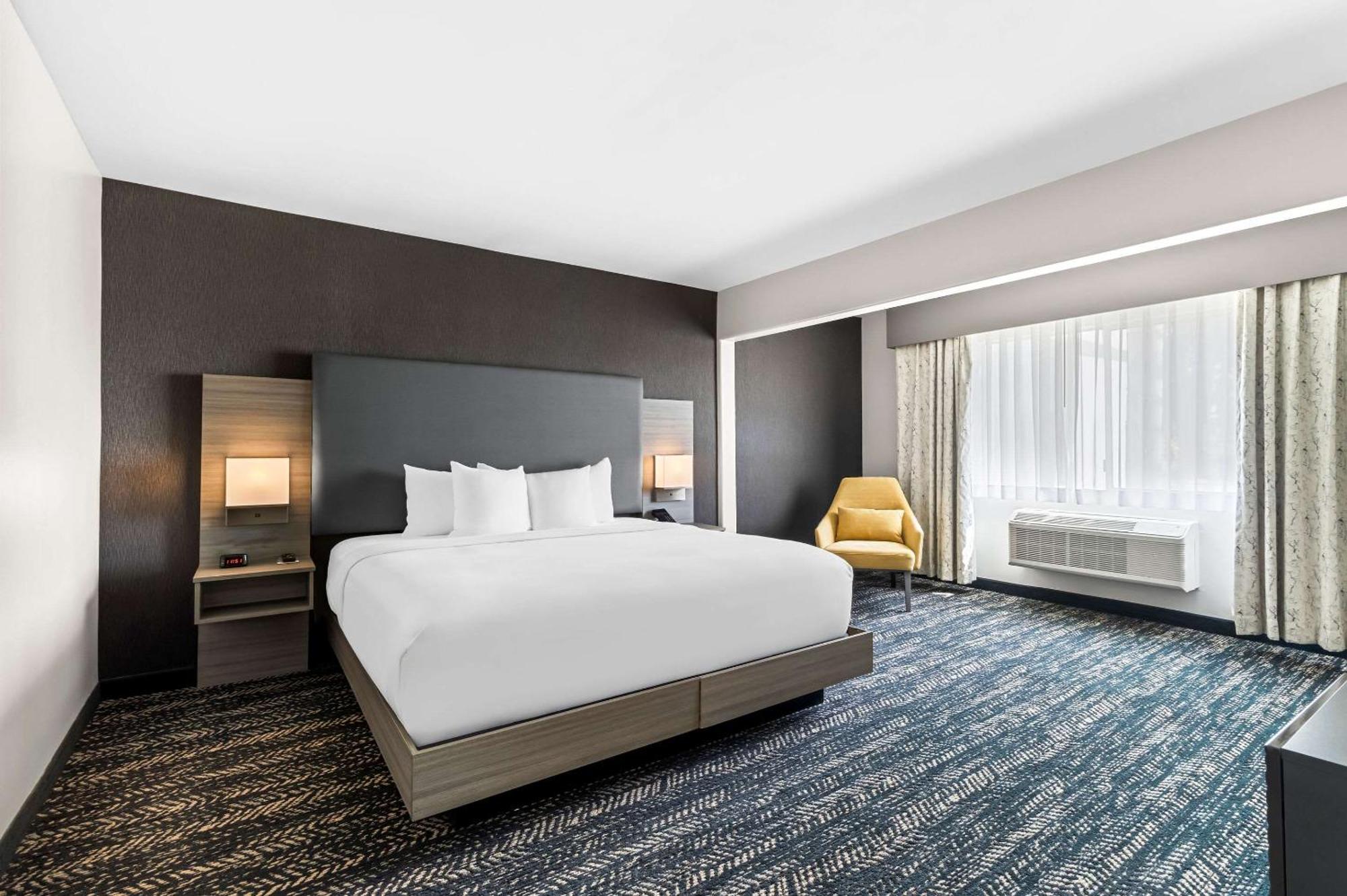Hourglass Hotel, Ascend Hotel Collection Μπέικερσφιλντ Εξωτερικό φωτογραφία