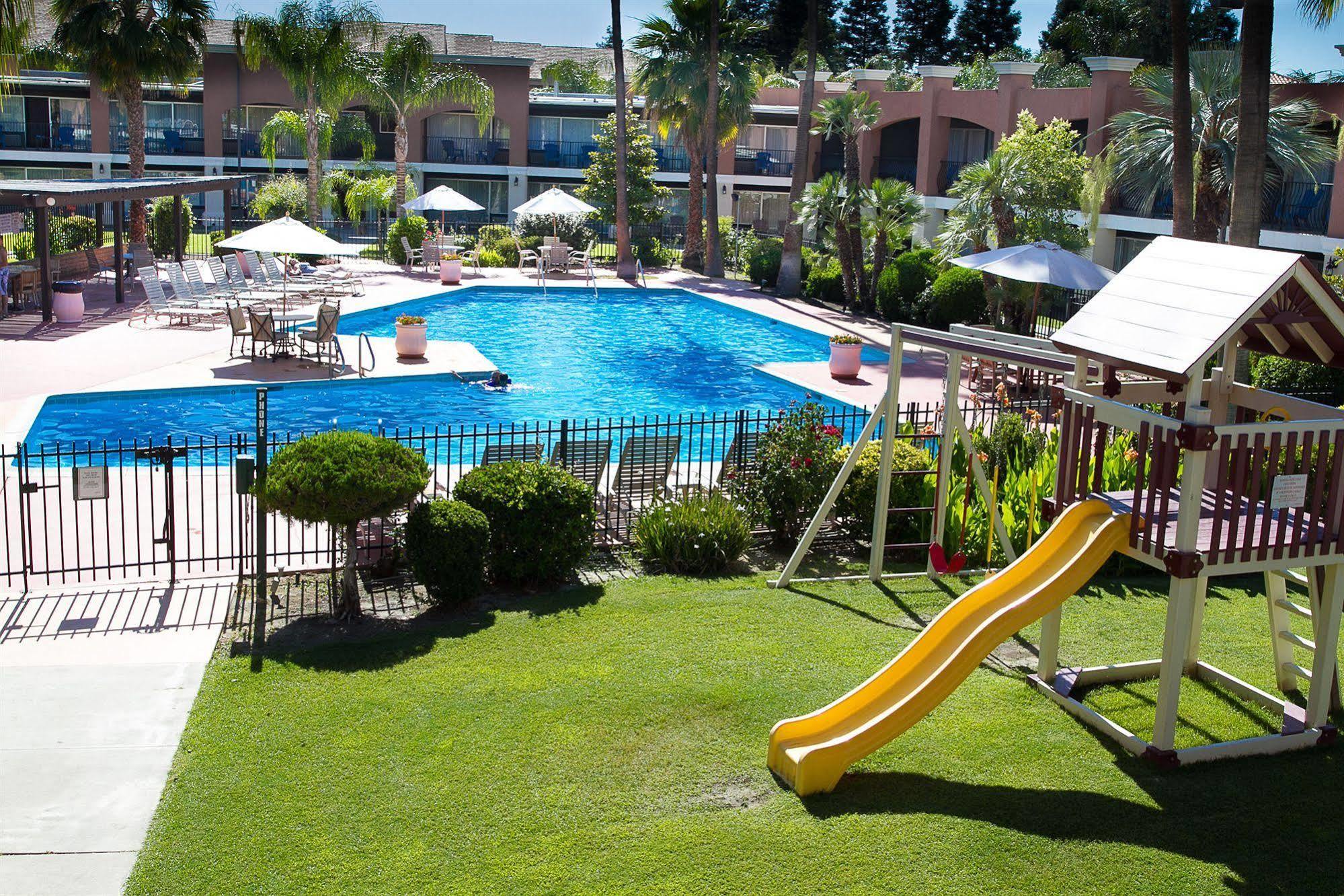 Hourglass Hotel, Ascend Hotel Collection Μπέικερσφιλντ Εξωτερικό φωτογραφία